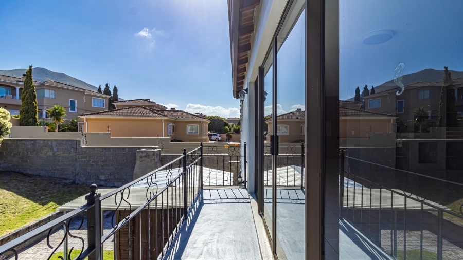 3 Bedroom Property for Sale in Onrus Western Cape